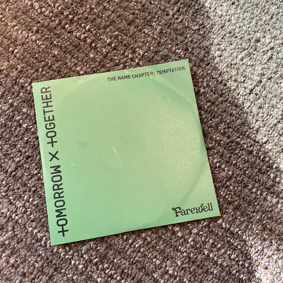 Tomorrow x Together Photobook & CD Set! - Picture 5 of 9